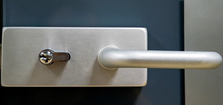 Change Patio Door Locks in Las Flores, California
